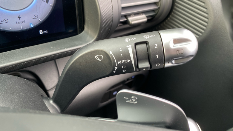 Hyundai INSTER 85kW 01 49kWh 5dr Auto Electric Hatchback